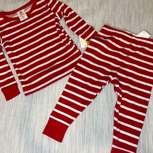 HANES red and white striped Christmas morning 18m pj’s | NWT - Picture 1 of 4